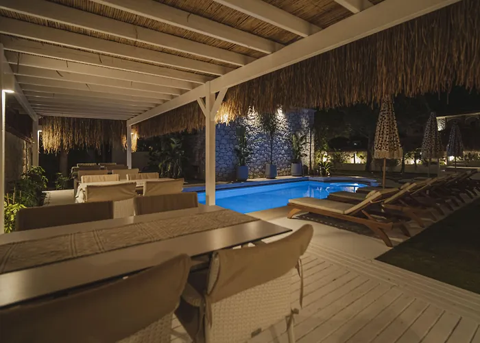 Sandal - Adult Only Hotel 2*