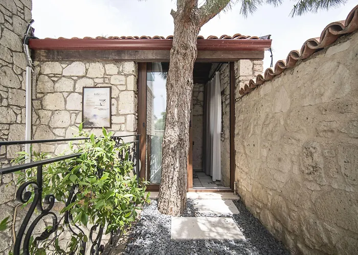 阿拉卡提桑达尔酒店 - 仅限成人 2*