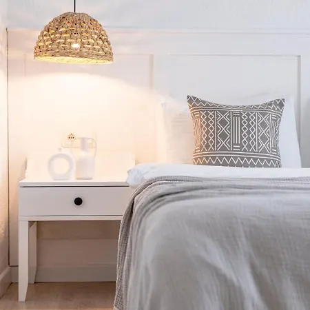 Sandal - Adult Only מלון אלאקאטי