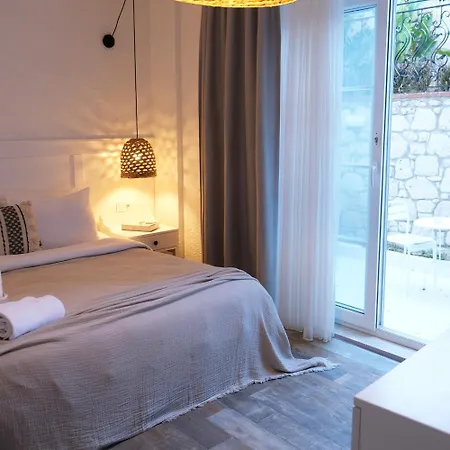 Отель Sandal - Adult Only 2*