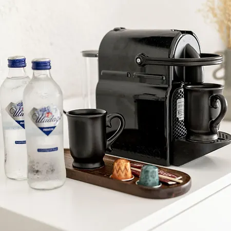 מלון Sandal - Adult Only 2*