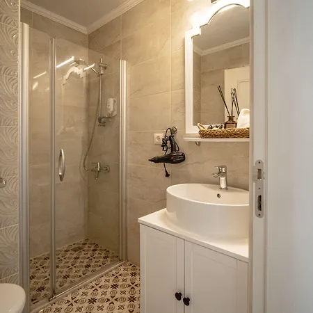 Sandal - Adult Only מלון אלאקאטי